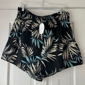 NWT SHEIN 3XL Black Tropical Waist Shorts